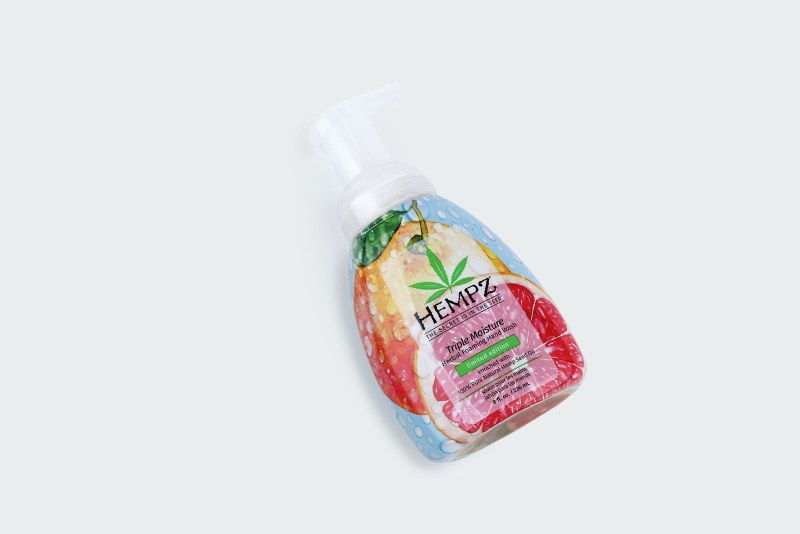 TRIPLE MOISTURE HERBAL FOAMING HAND WASH