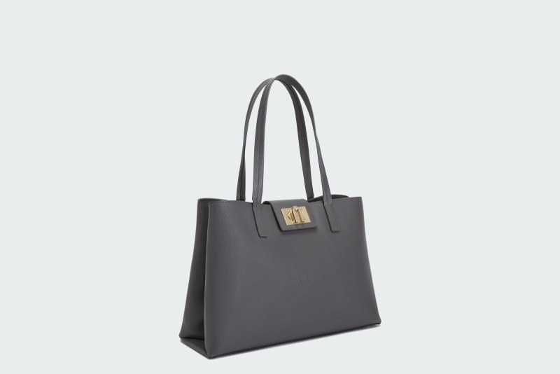 1927 L TOTE