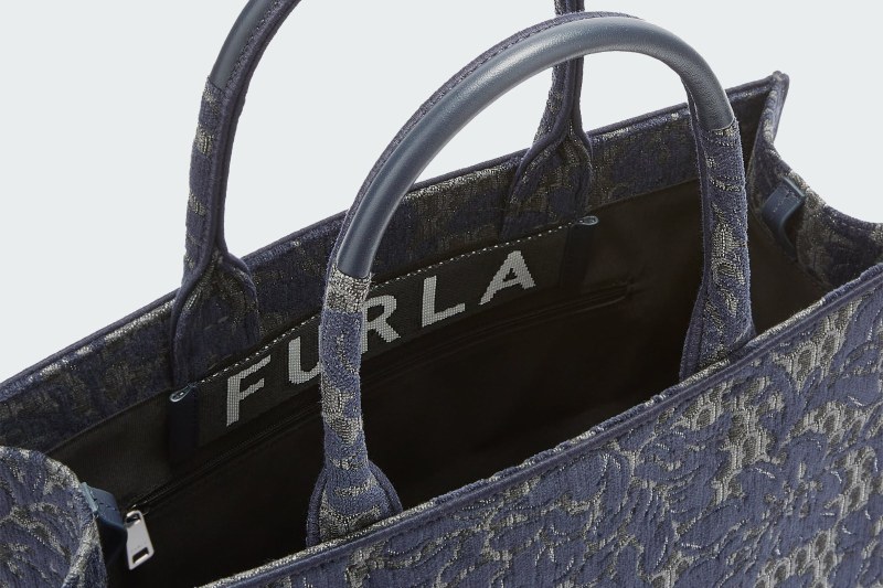 OPPORTUNITY L TOTE