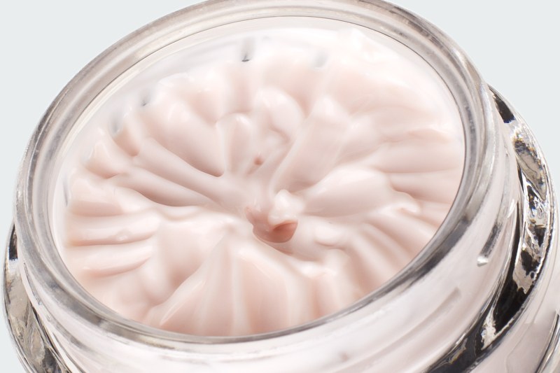SUPREMŸA AT NIGHT THE SUPREME ANTI-AGING CREAM