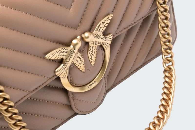 CLASSIC LOVE BAG ONE CHEVRON