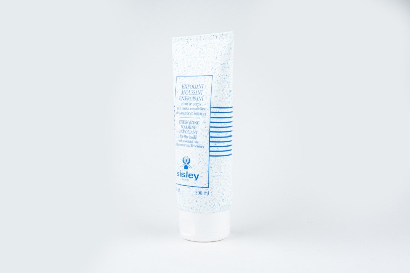 ENERGIZING FOAMING EXFOLIANT