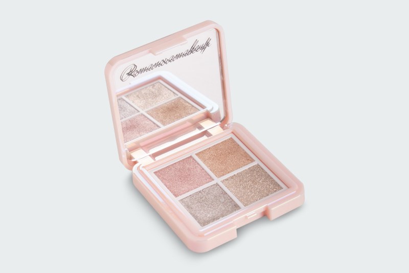 MAGIC SPARKLES 4 COLOR EYESHADOW PALETTE