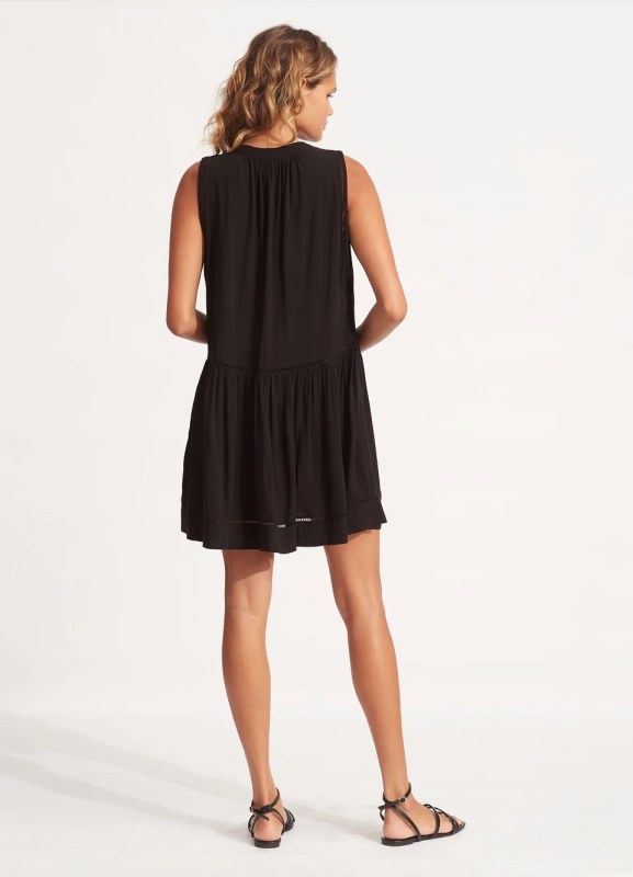 LADDER DETAIL DRESS
