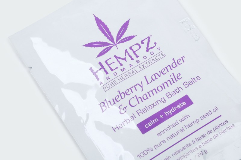 BLUEBERRY LAVENDER & CHAMOMILE HERBAL RELAXING BATH SALTS