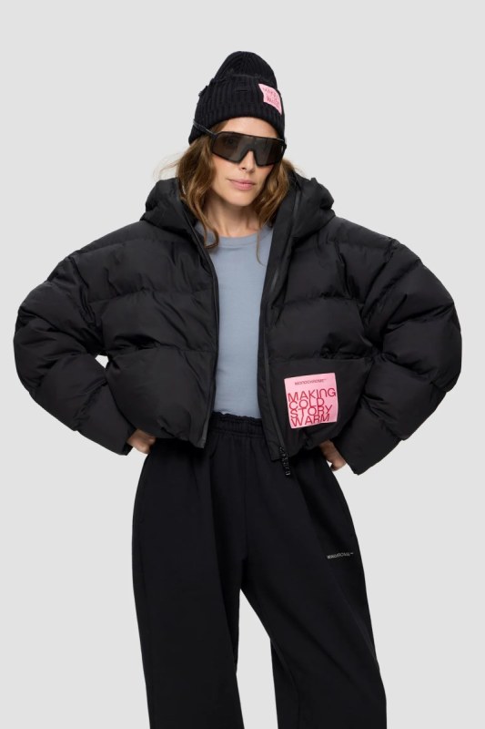 POOH SOLID BLACK