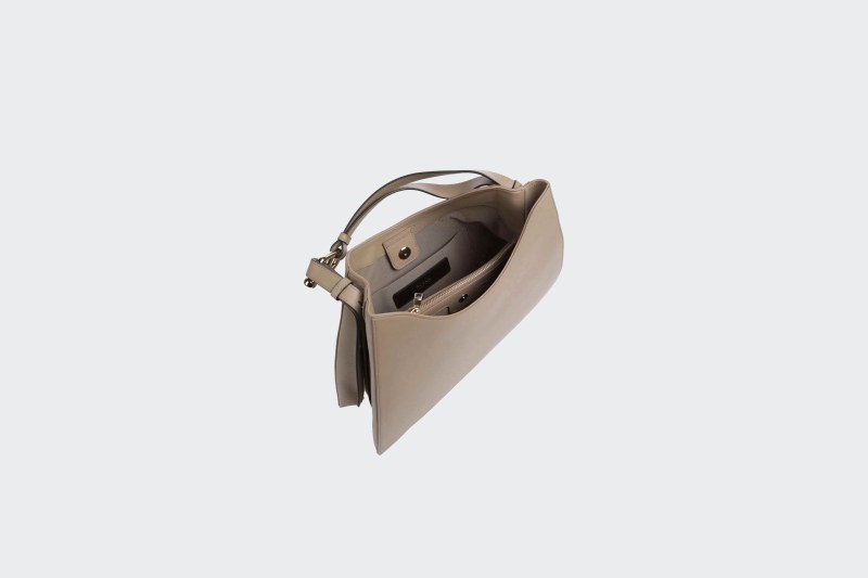 NUVOLA L HOBO