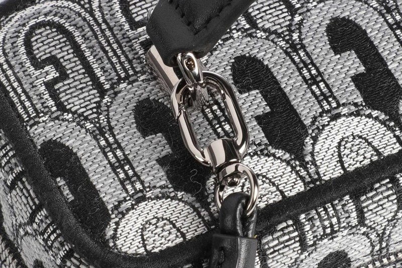 OPPORTUNITY MINI CROSSBODY VANITY CASE