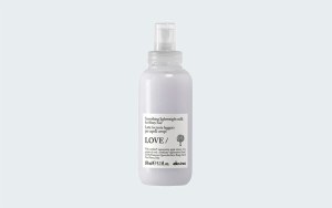 LIGHTWEIGHT MILK FOR FRIZZY HAIR