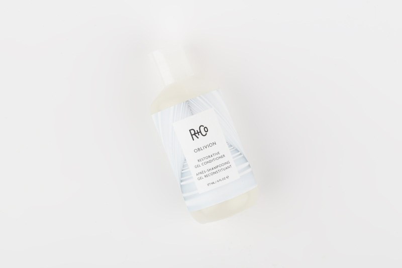 OBLIVION RESTORATIVE GEL CONDITIONER