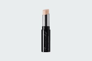 SEXY SILKY CONCEALER