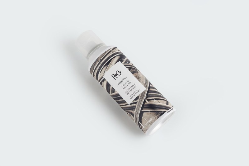 FREEWAY DEFINING SPRAY GEL