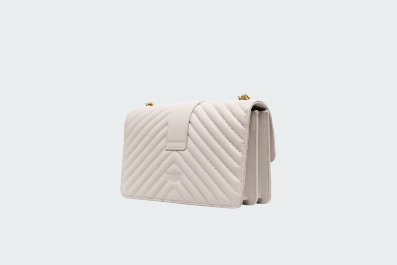 LOVE ONE CLASSIC CL SHEEP NAPPA CHEVRON