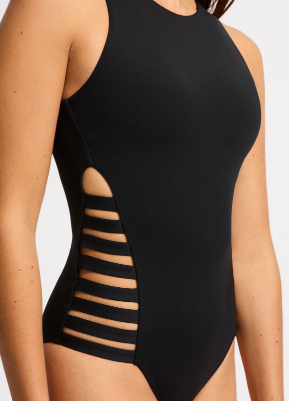 MULTI STRAP ONE PIECE