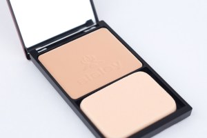 PHYTO–TEINT ÉCLAT COMPACT