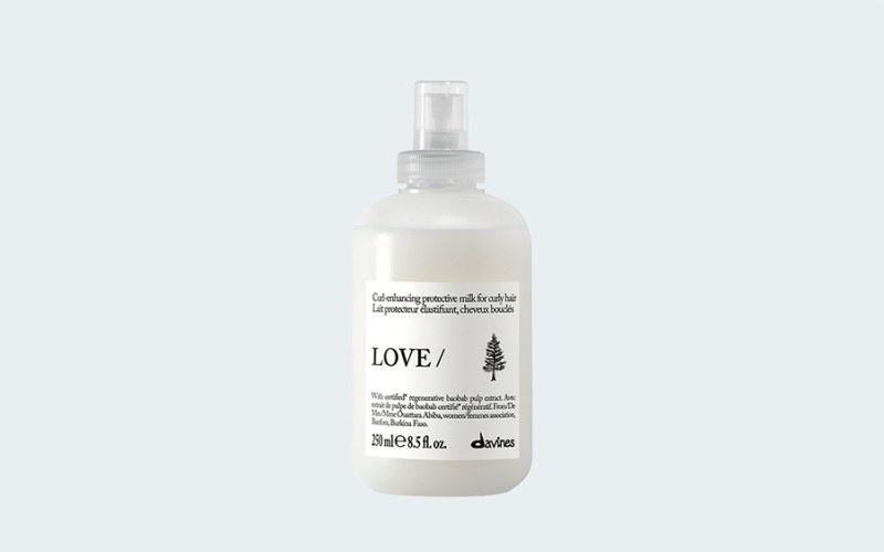 PROTECTIVE MILK FOR CURLY HAIR