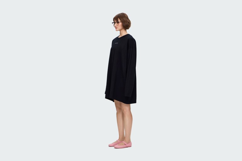 LONGSLEEVE CLASSY BLACK