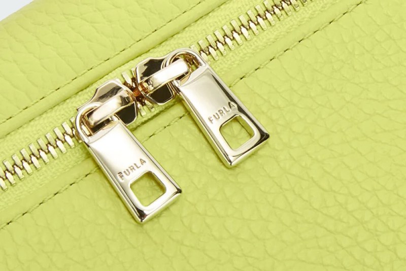 CAMELIA MICRO VANITY CASE CROSSBODY