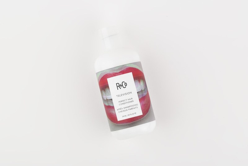 TELEVISION PERFECT HAIR CONDITIONER