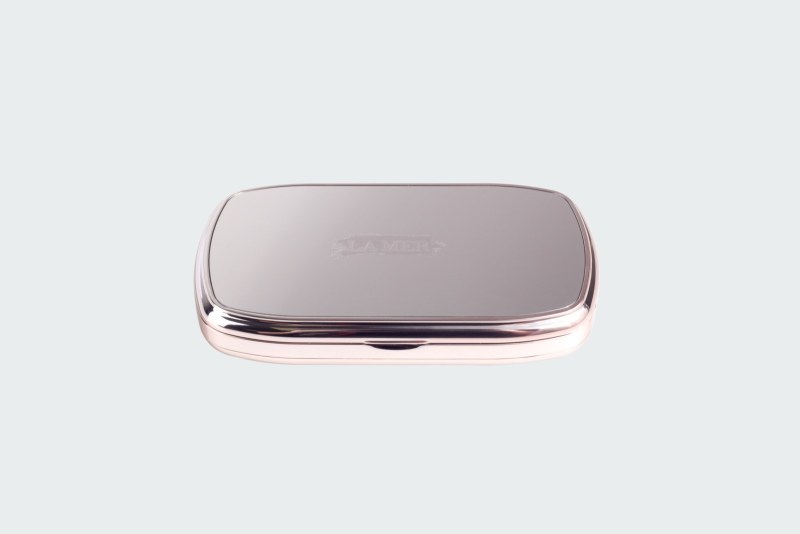 THE SOFT MOISTURE POWDER FOUNDATION SPF30