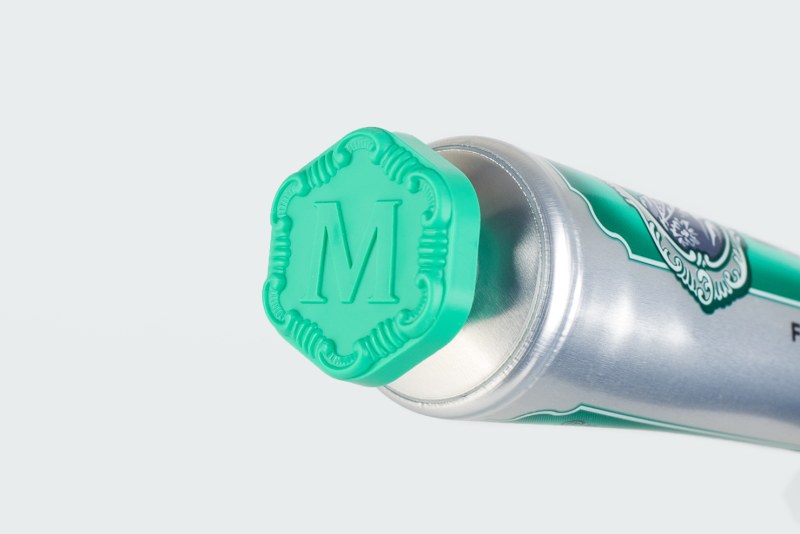 CLASSIC STRONG MINT