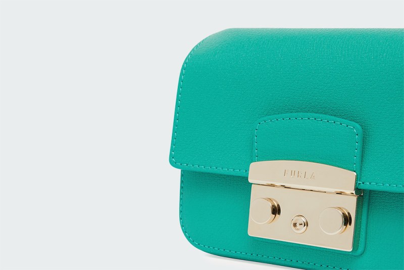 METROPOLIS MINI CROSSBODY DETACHABLE FLAP