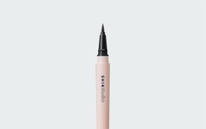LIQUID EYELINER