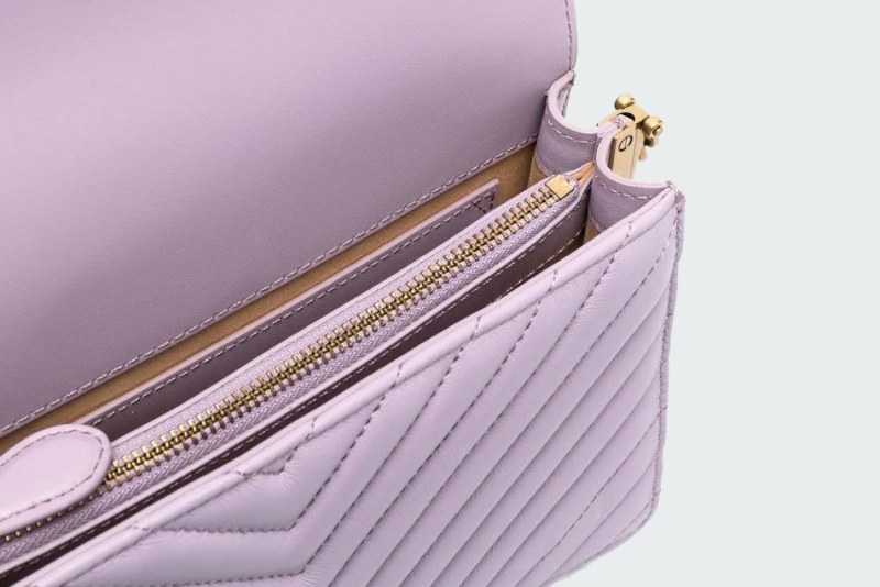 LOVE CLICK CLASSIC SHEEP NAPPA CHEVRON