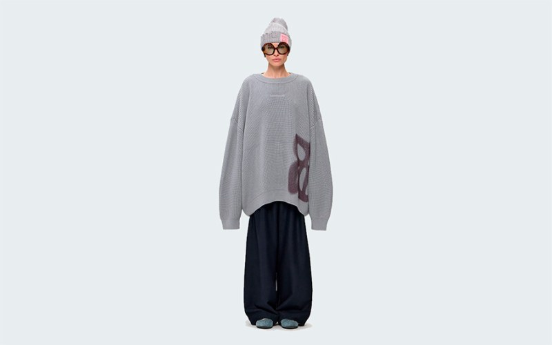 SWEATER SOFT AIRBRUSH PATTERN