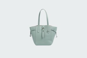 NET M TOTE