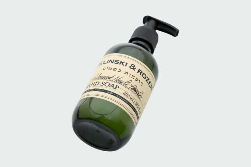 CEDARWOOD, NEROLI, AMBER