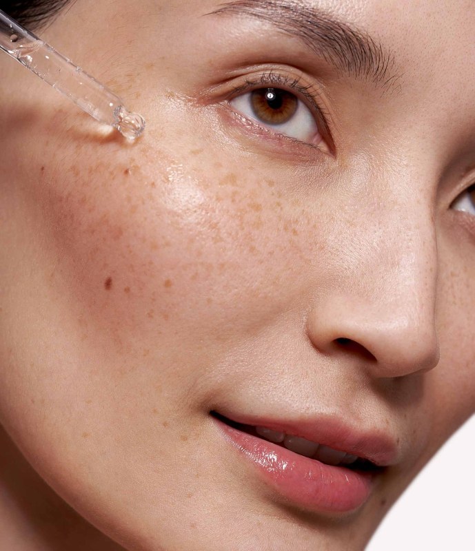HYALURONIC FACIAL SERUM