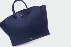 GENESI L TOTE