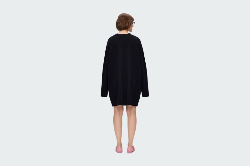 LONGSLEEVE CLASSY BLACK