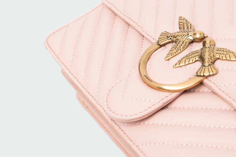 CLASSIC LOVE BAG ONE CHEVRON