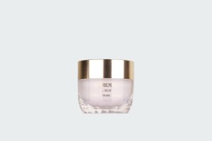 SUPREMŸA AT NIGHT THE SUPREME ANTI-AGING CREAM