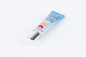 CC WATER DORE CREAM