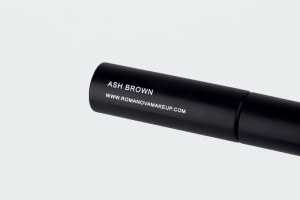 SEXY EYEBROW MASCARA