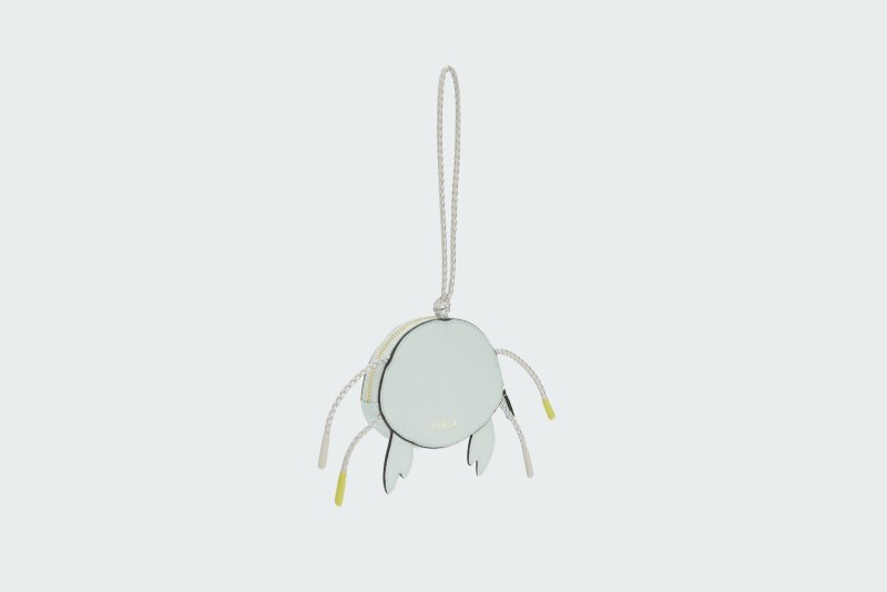 ALLEGRA CASE CHARM CRAB