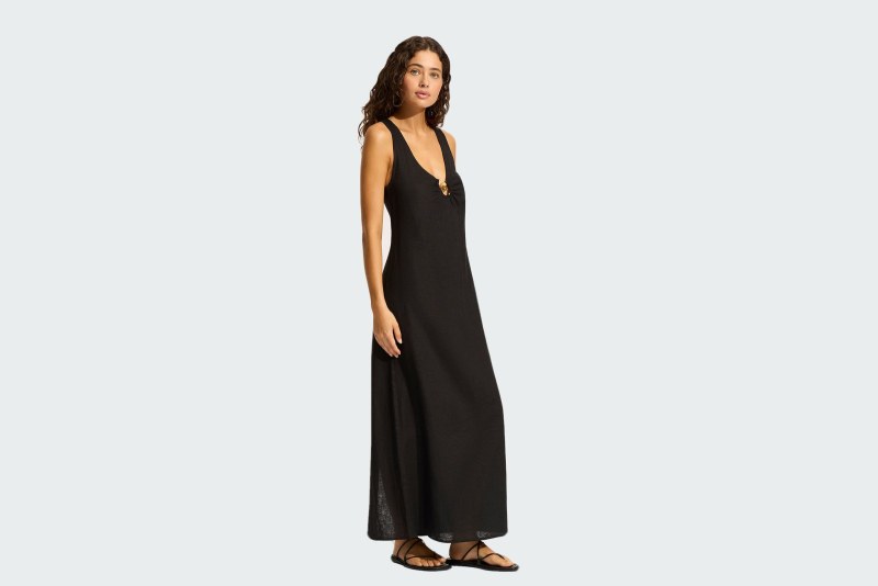 KEYHOLE FRONT MAXI DRESS