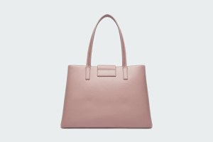 1927 L TOTE