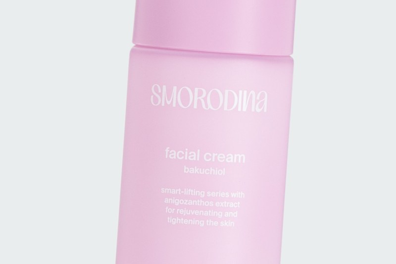FACIAL CREAM LIFTING