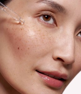 HYALURONIC FACIAL SERUM