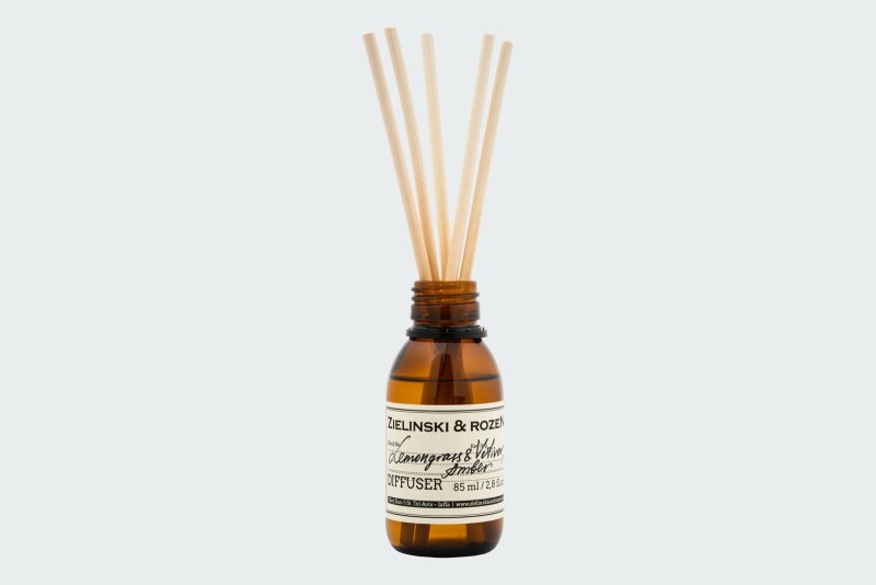 LEMONGRASS, VETIVER, AMBER