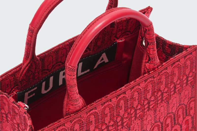 OPPORTUNITY S TOTE