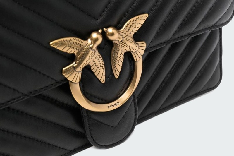 CLASSIC LOVE BAG ONE CHEVRON