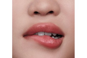 THE TINTED BALM 
