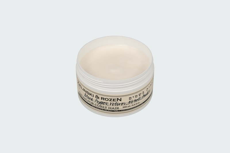 BLACK PEPPER, VETIVER, NEROLI, AMBER