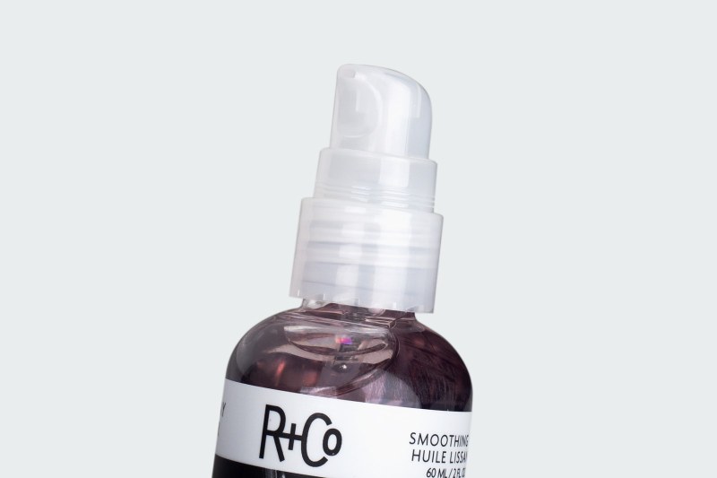 TWO-WAY MIRROR SMOOTNIG OIL