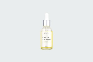 FACIAL SERUM VITAMIN